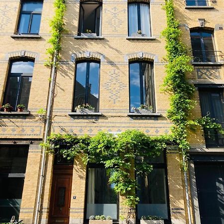 The Big Sleep Apartment Antwerp Exterior photo