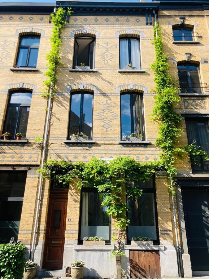 The Big Sleep Apartment Antwerp Exterior photo